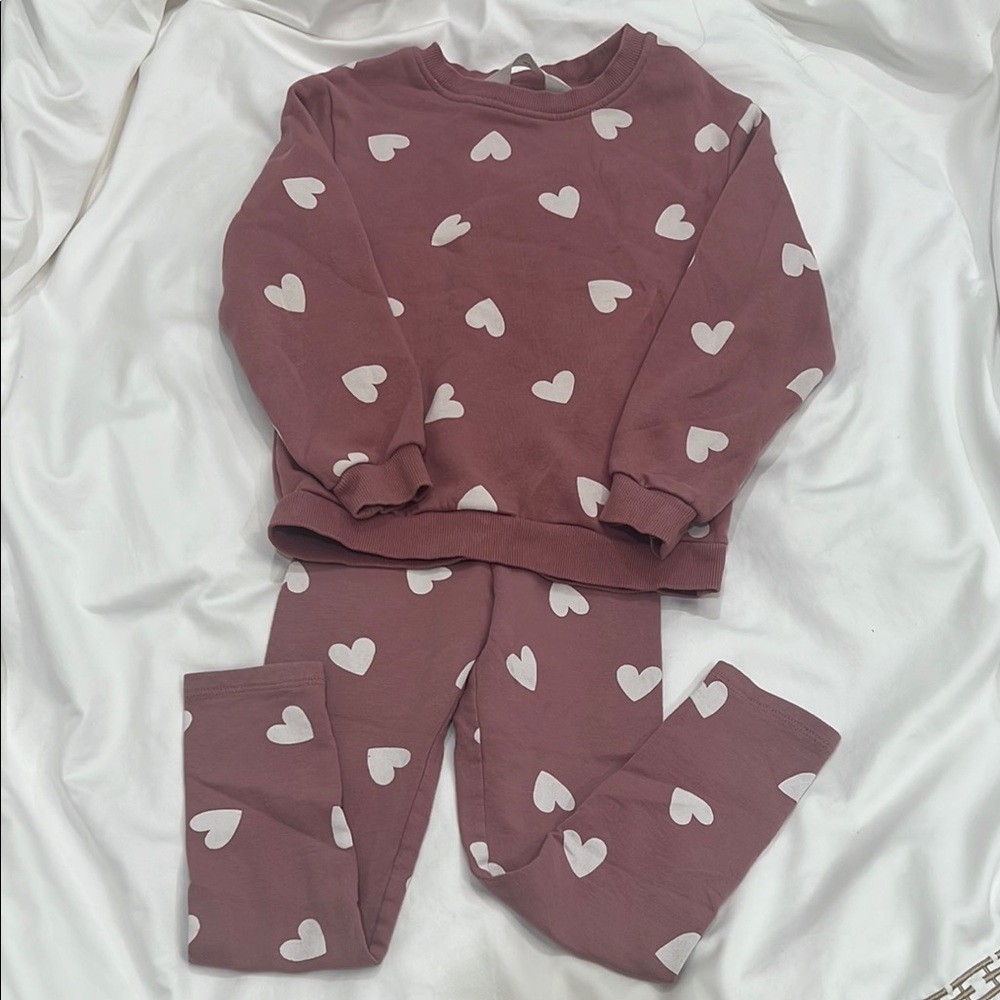 Kids Heart sweat Set - Pink. From H&M. Size 6